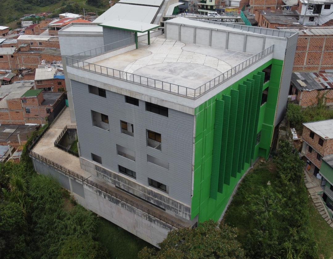 Foto de drone de la nueva infraestructura de la  Institución Educativa María Josefa Escobar